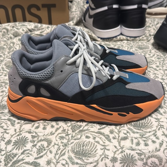 Yeezy 700 v1 Wash Orange Size 12 Used 9.5/10 condition - Picture 3 of 9